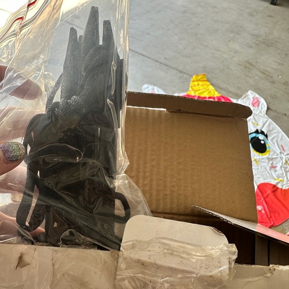 Halloween inflatables, skeleton, unicorn, skeleton cat, easy uo,6 feet  EUC - Picture 10 of 10